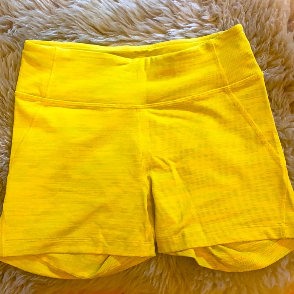 Outdoor Voices Athletic Workout Shorts Yellow Size Small. Excellent condition